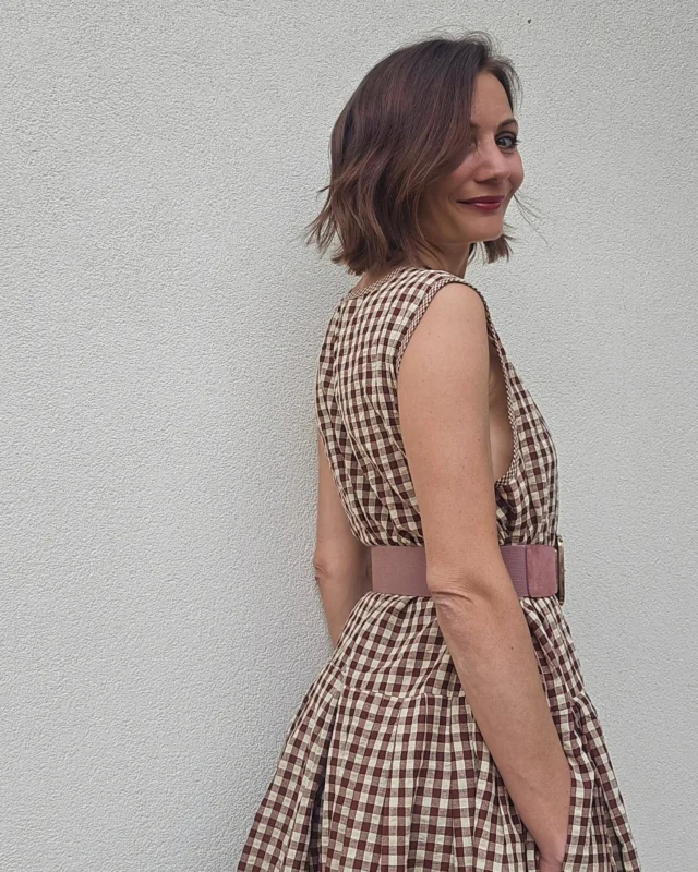 .
Una MELODIA PERFETTA 
Se te ne innamorerai scrivici in dm 💐
Dettagli nelle stories in evidenza "simply chic"
.
Abito COUNTRY CHIC 40 euro
.
#vichy
#brown
#lovely
#outfitinspiration 
#newin
#curvy